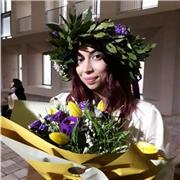 Laureata magistrale di 24 anni in lingue e traduzione offre lezioni di spagnolo (lingua e letteratura) e aiuto compiti